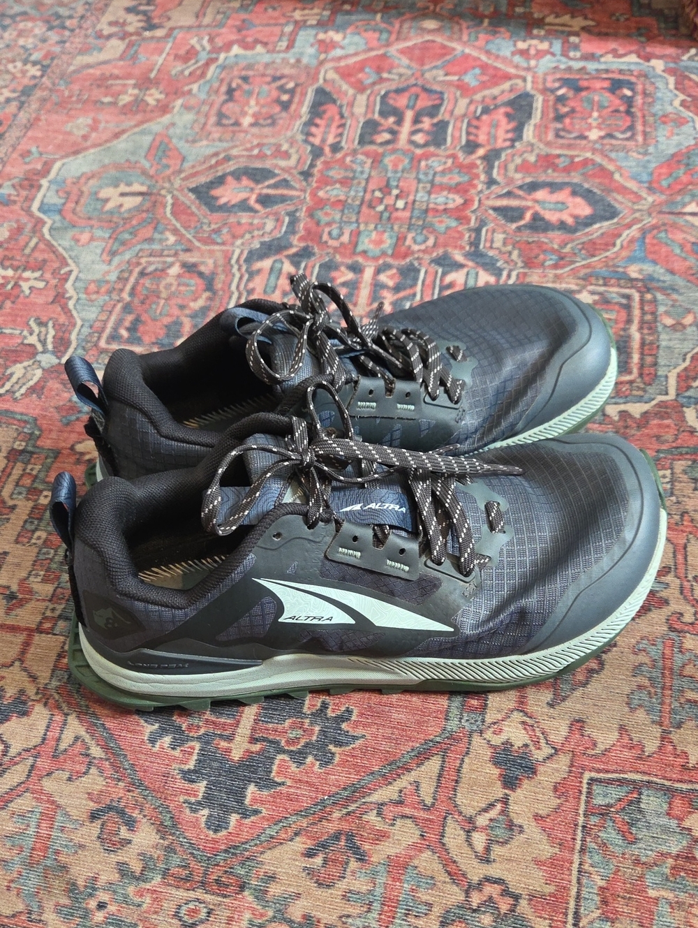 Altra Womens Lone Peak 8 Trail Running Shoes Size 7.5